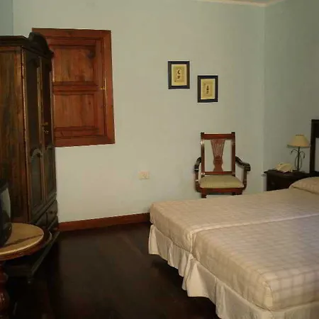 فوندا سنترال 2* أذيخي