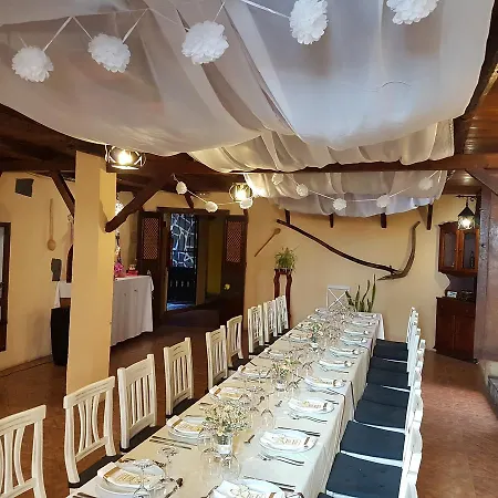 فوندا سنترال أذيخي