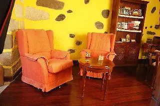 ゲストハウス フォンダ セントラル