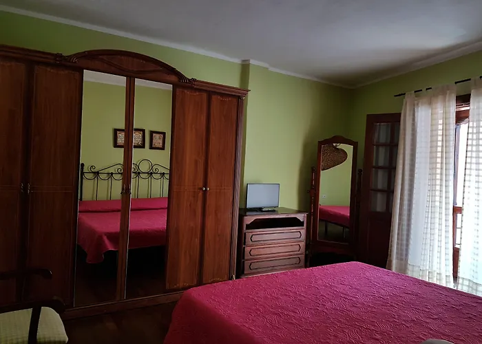 フォンダ セントラル ゲストハウス 2*