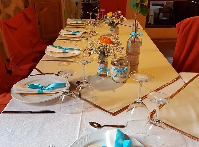 芳达中心酒店 2* 阿德耶