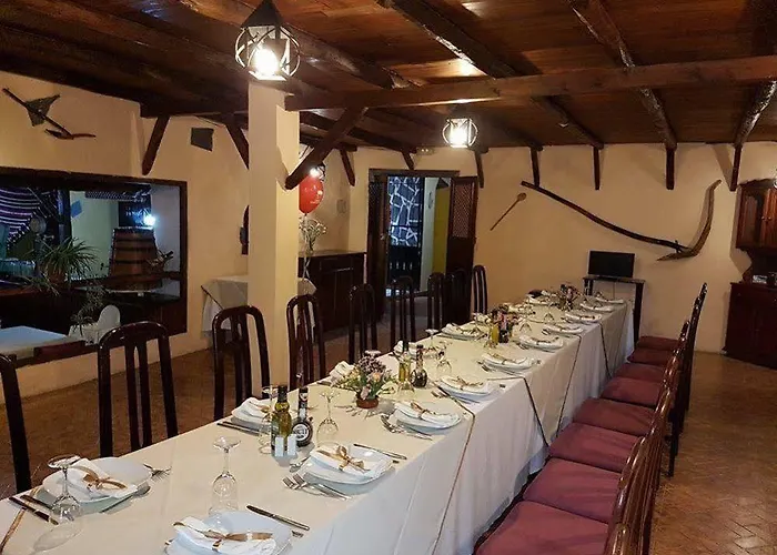 芳达中心酒店 招待所 2*